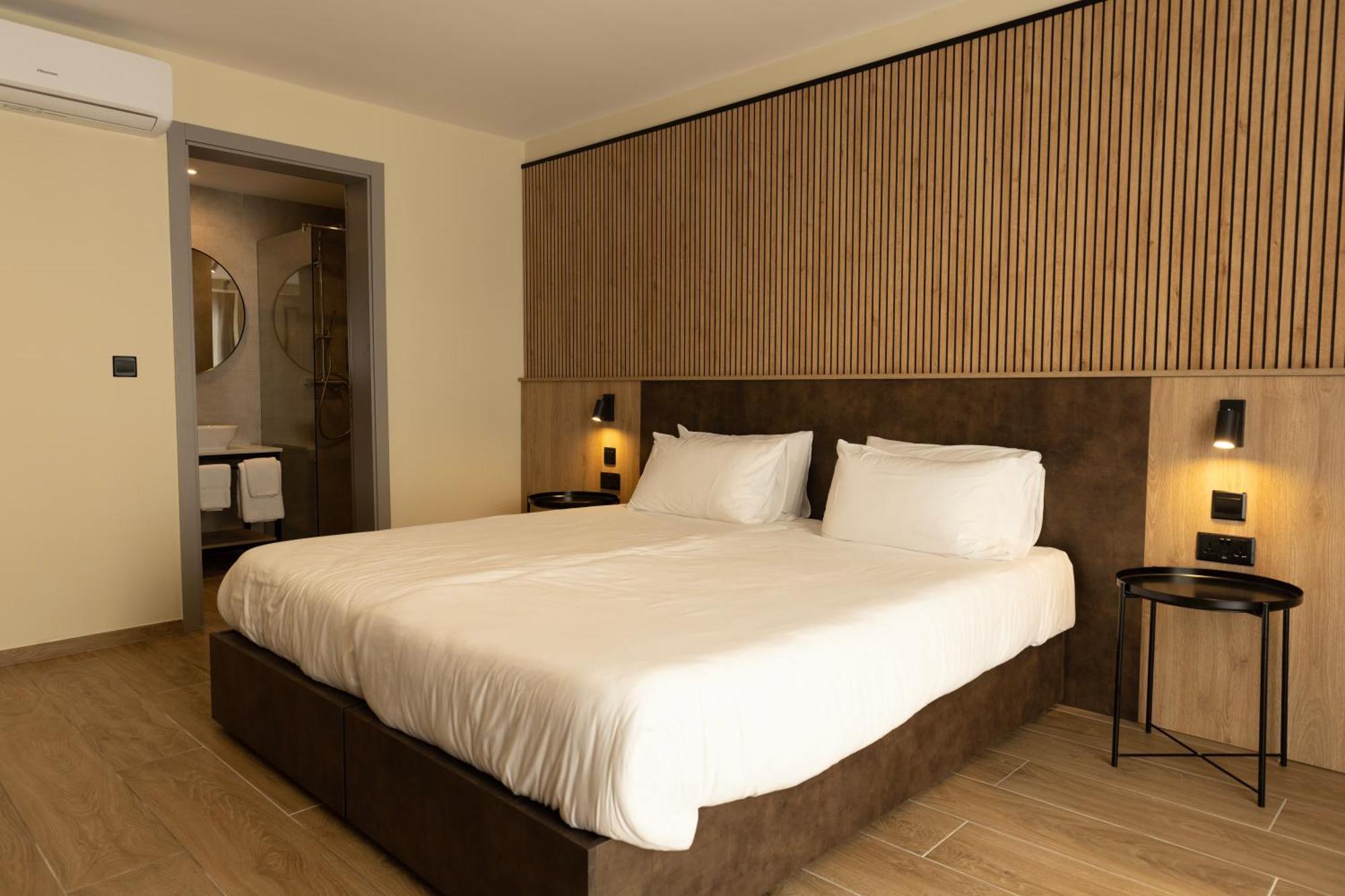 Guest house East *
